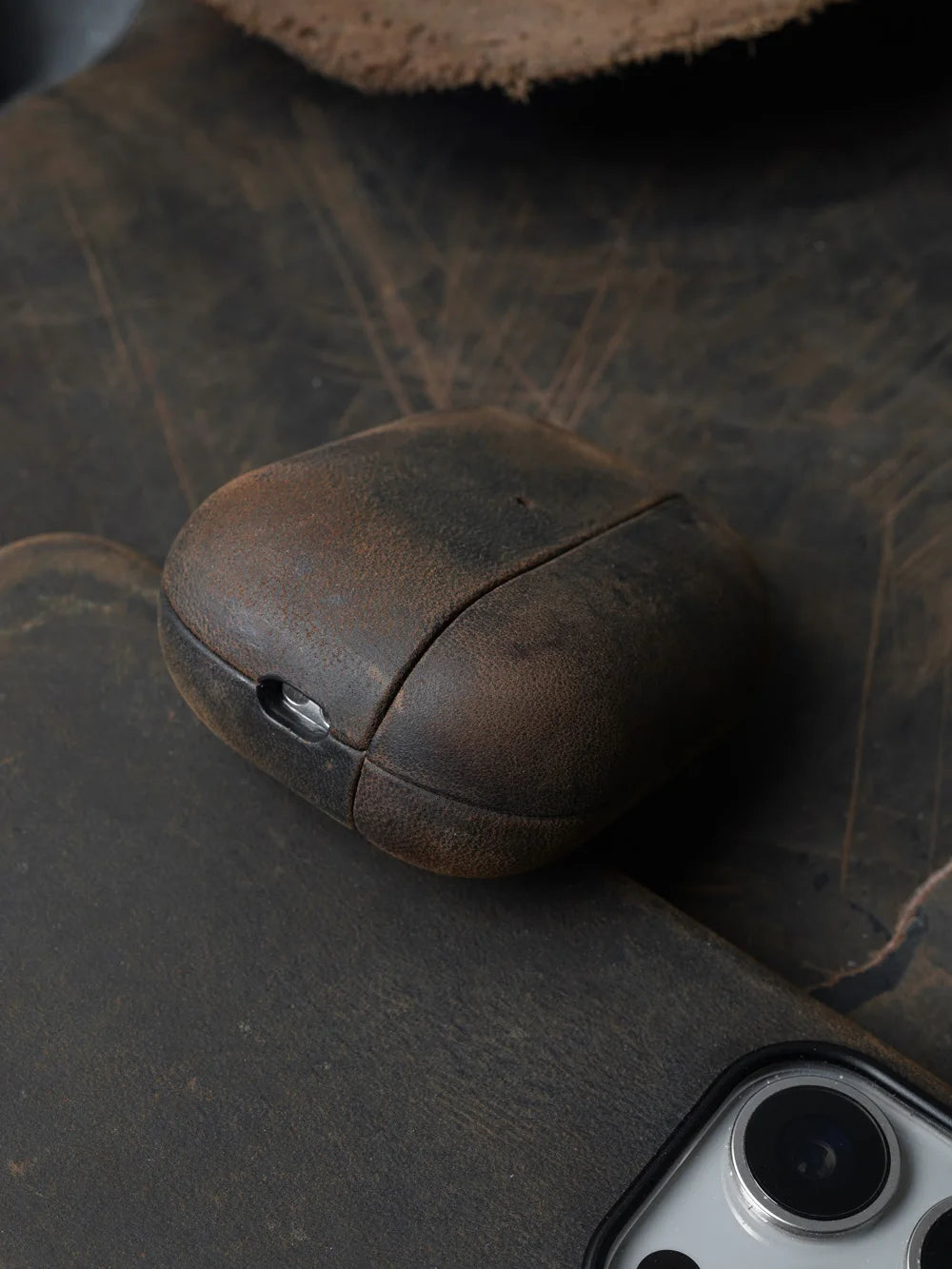Italian Crazy Horse Genuine Leather Case for AirPods Pro 2 Luxury Cases for AirPods 3 2 & 1 Wireless Bluetooth Headset Cover